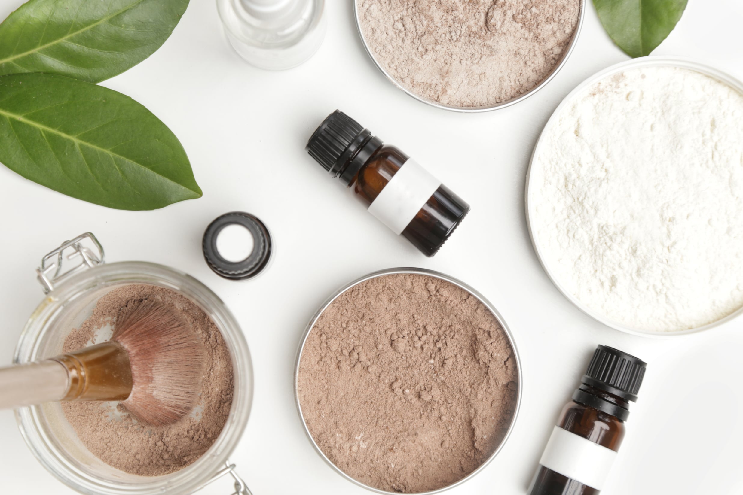 Comment faire un shampoing sec maison