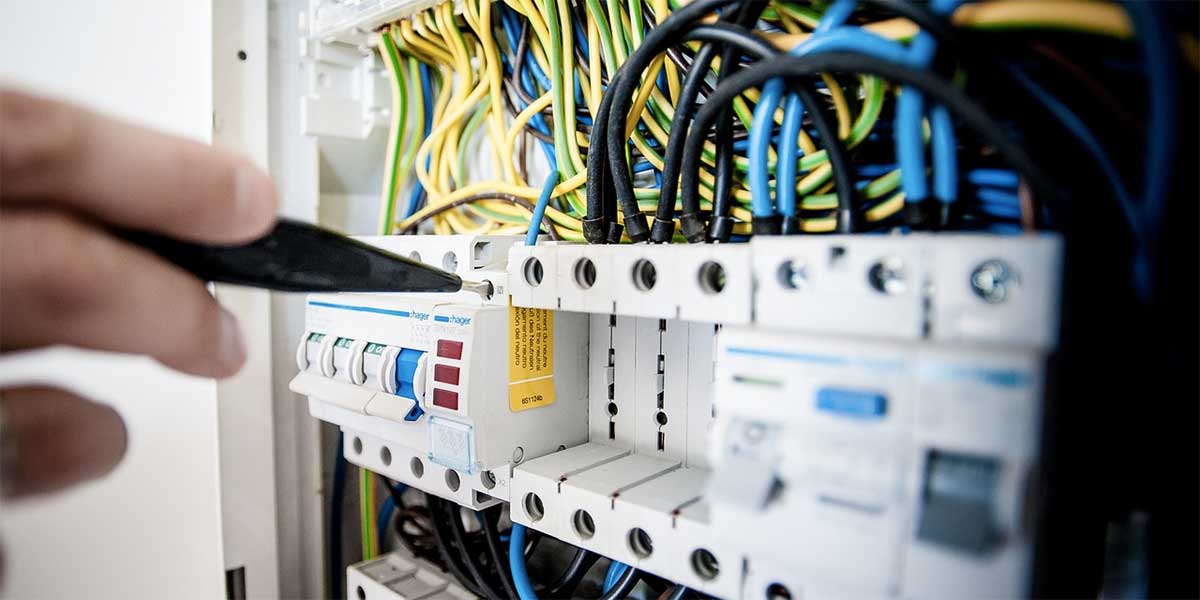 comment s'assurer que votre installation électrique est conforme aux normes