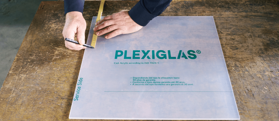 couper du plexiglas