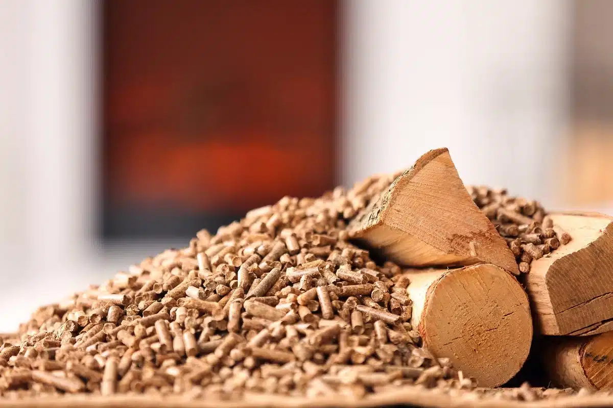 granulés de bois voici la quantité exacte que vous devez acheter en octobre pour économiser toute l’année