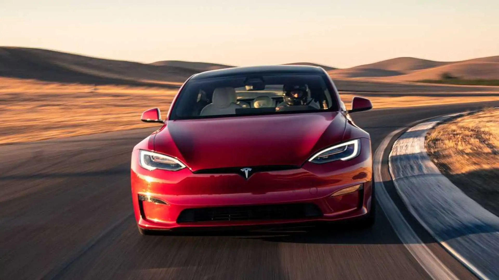 panasonic révolutionne l’autonomie des tesla cette invention va tout changer