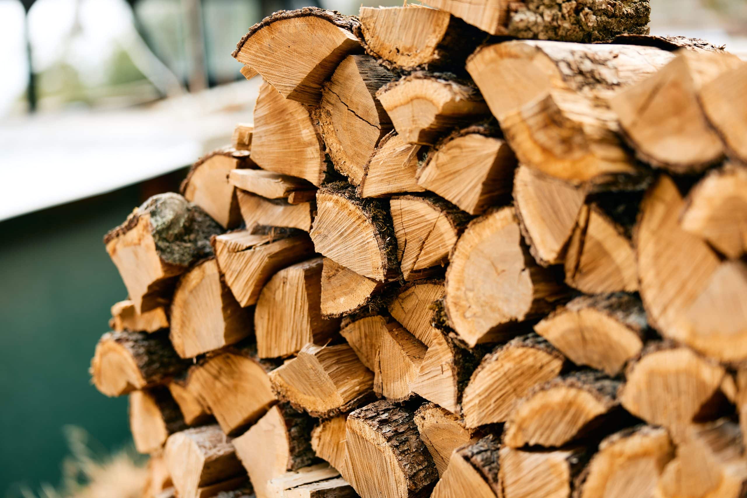 Affaire à saisir bois de chauffage à moins de 30 euros le stère, c'est le moment d'en profiter avant l'hiver