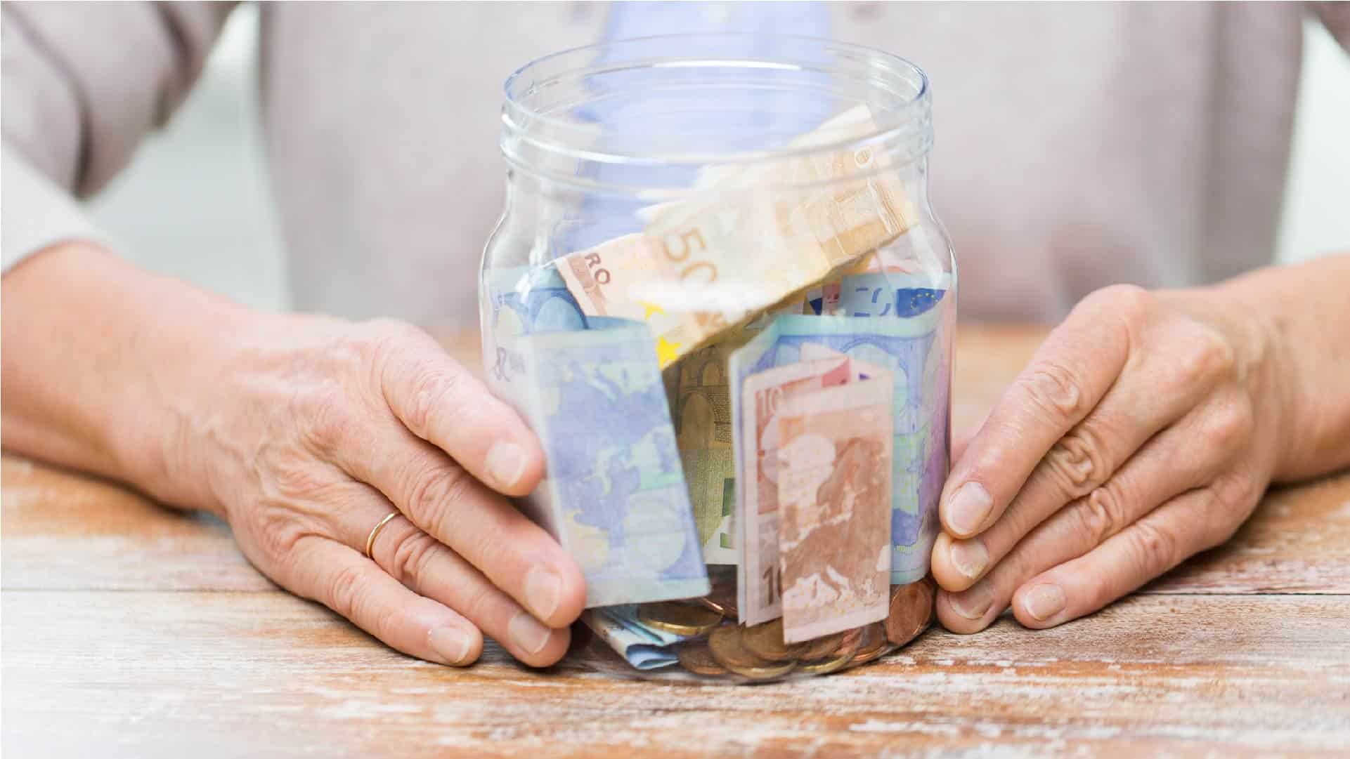 faites des économies 750 € par an en fermant ce compte bancaire, 7 millions de français concernés