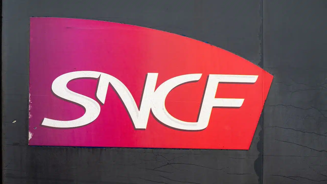 je suis contrôleur à la sncf, voici combien je gagne par mois