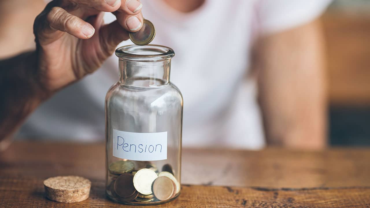 retraites 2025 ce que vous perdez vraiment avec la revalorisation limitée à 0,8 %