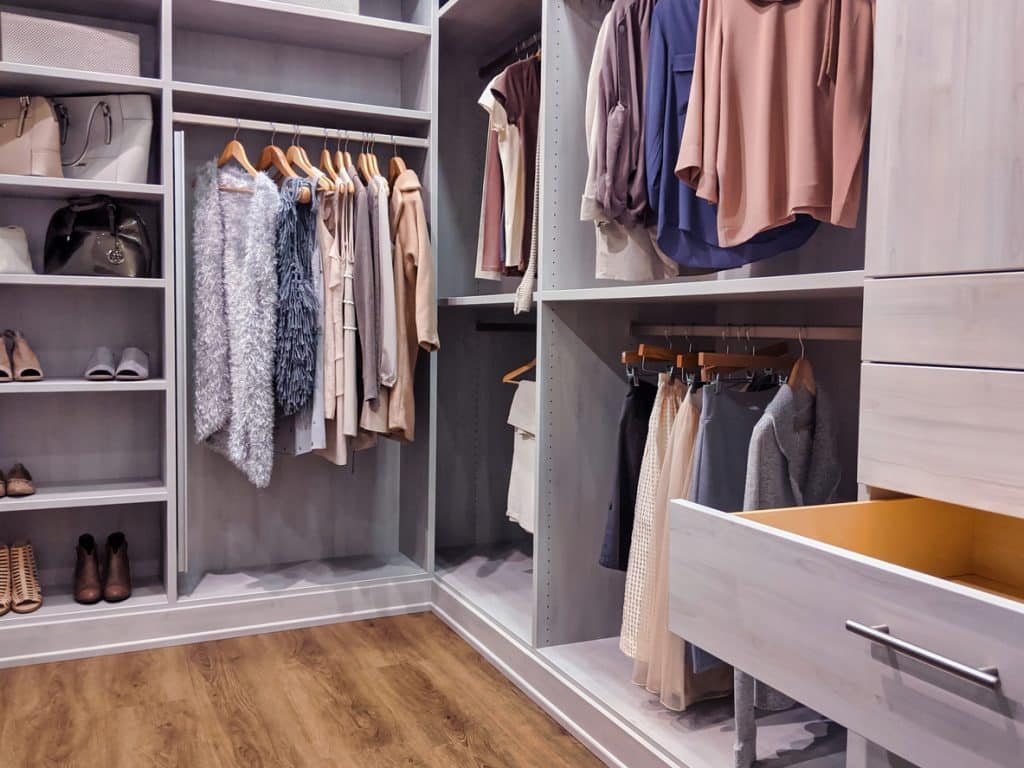 avantages des dressings sur mesure