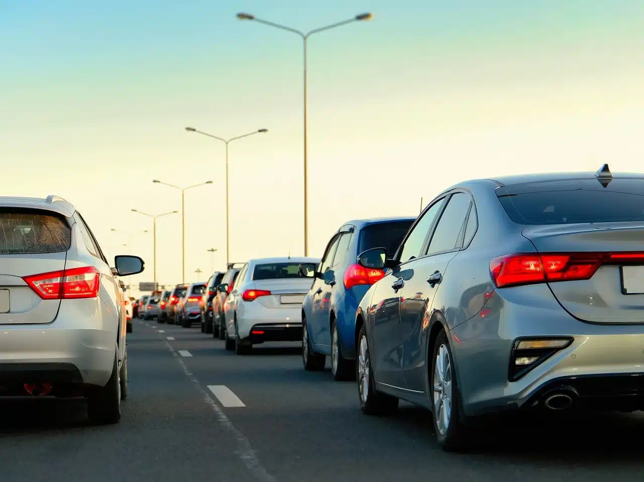 automobilistes ces voitures n'auront plus le droit de circuler à partir du 1er janvier 2025