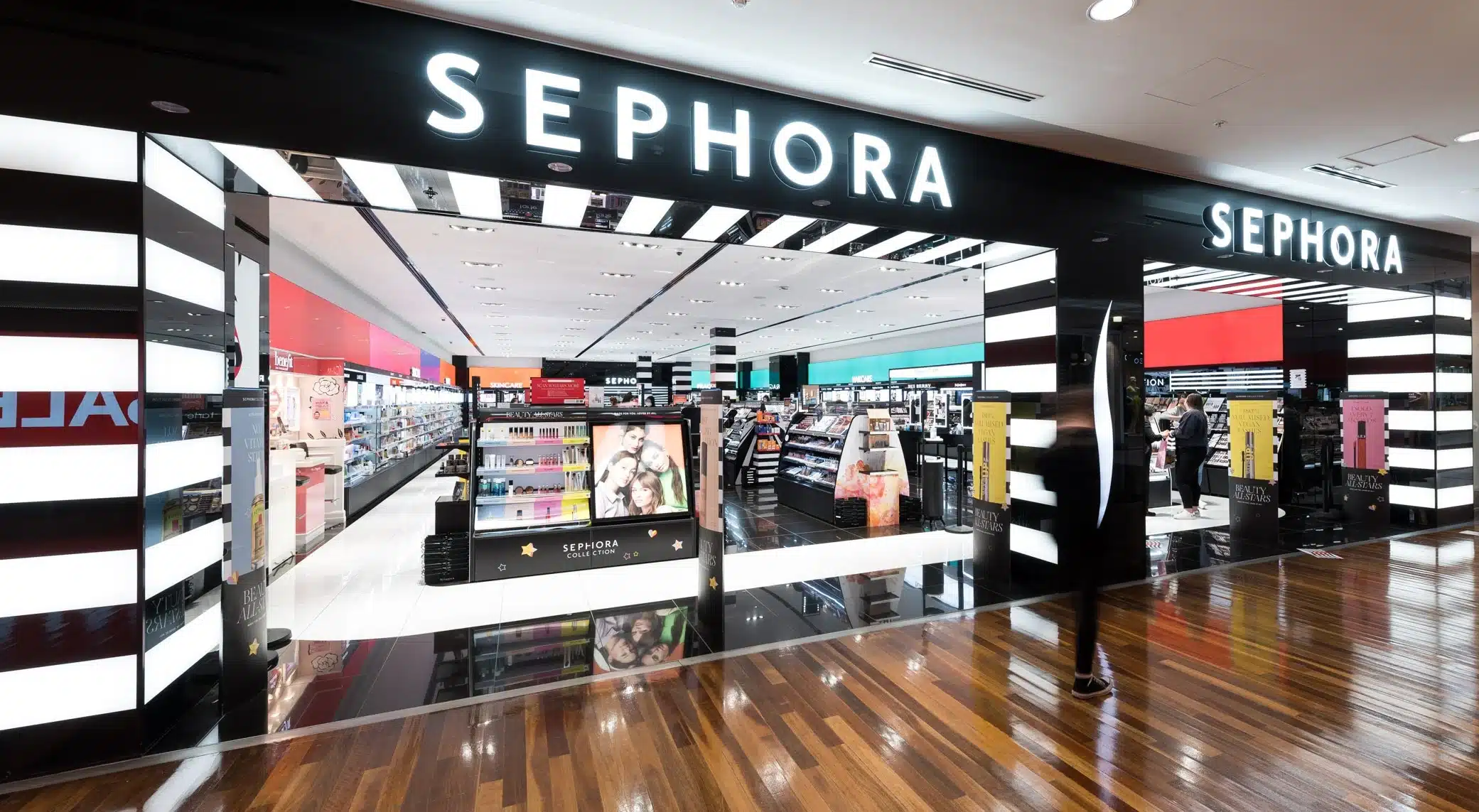 sephora un agent de nettoyage humilié et rabaissé après un contrôle anti vol
