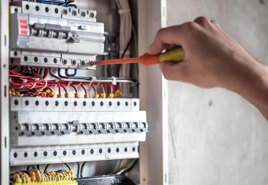 hauteur à laquelle installer un tableau électrique
