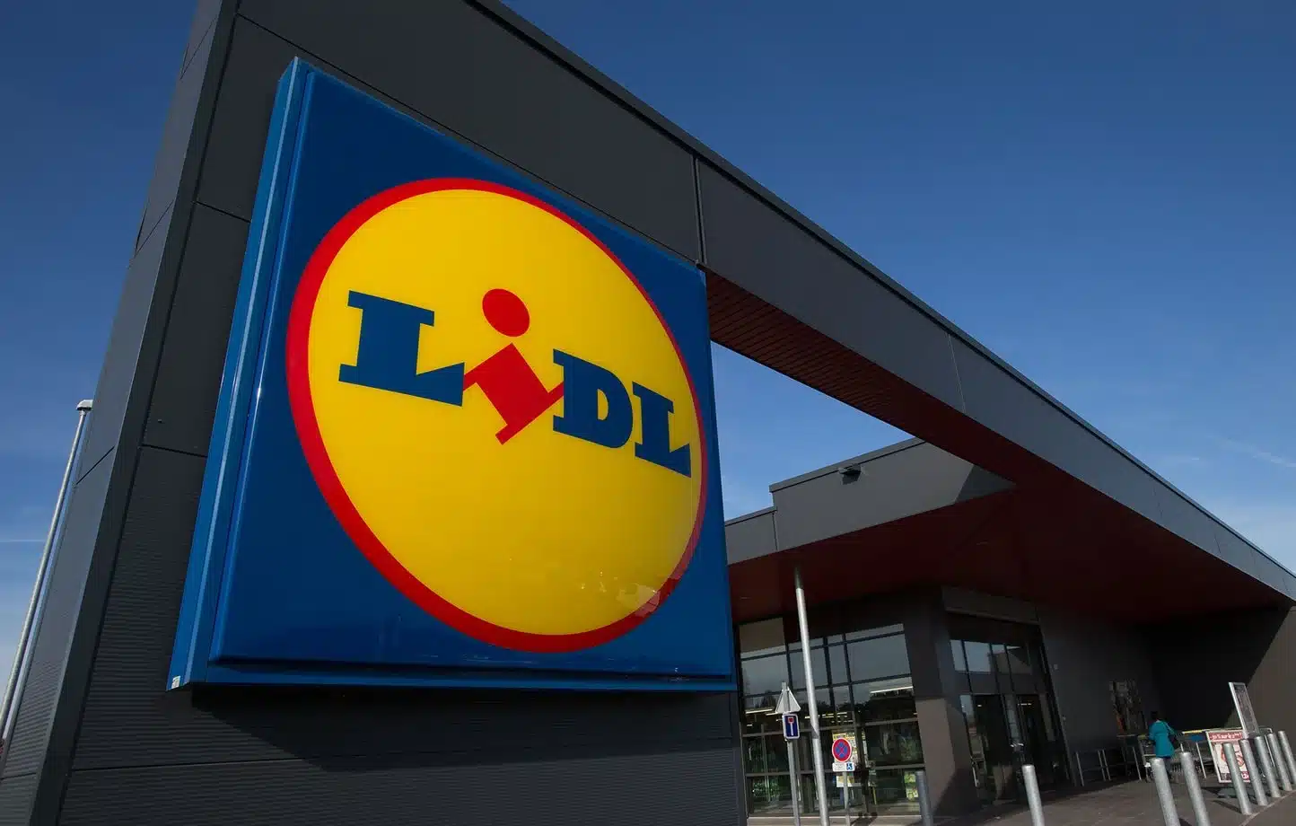 je suis caissier chez lidl, voici combien je gagne par mois en 2025
