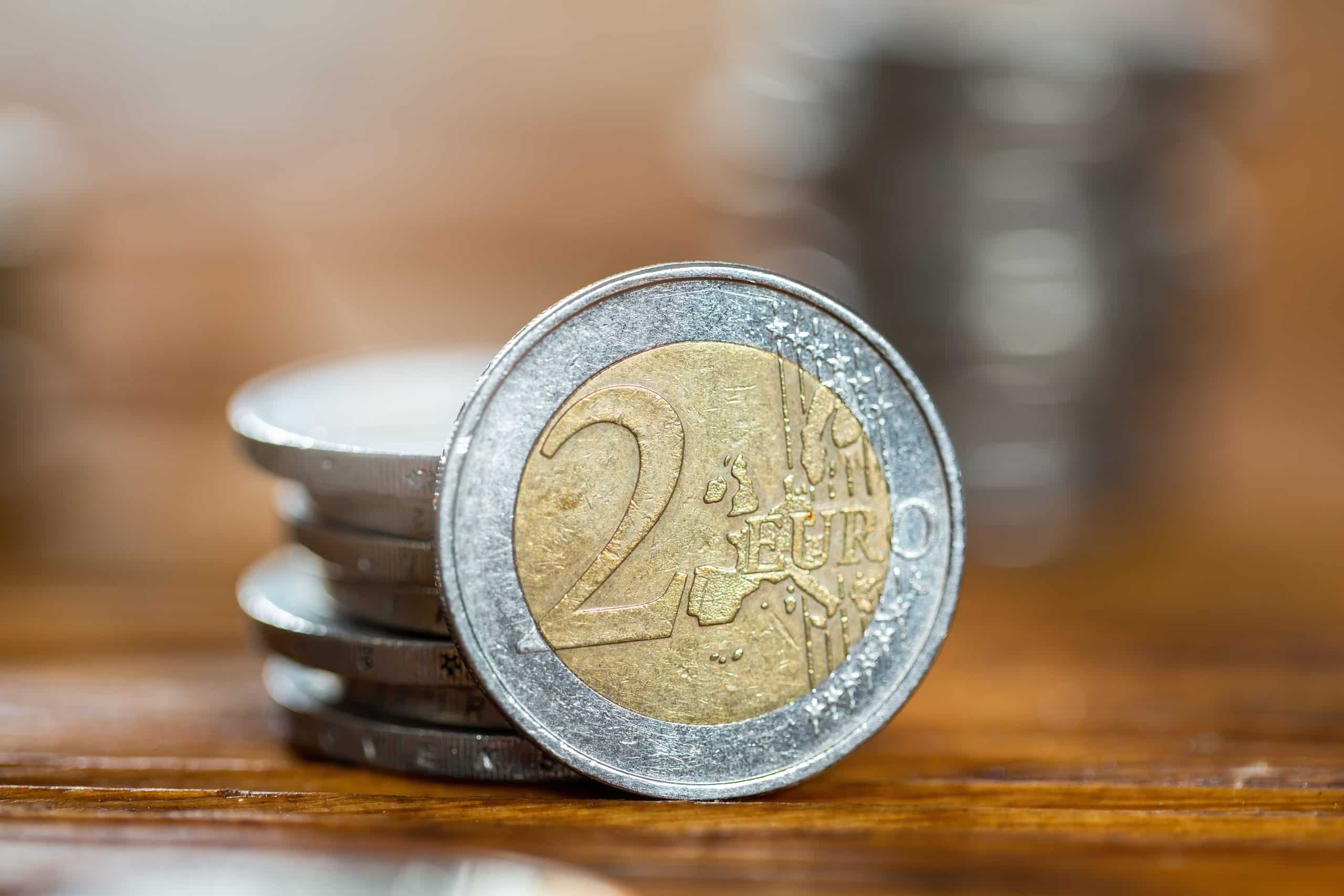 Attention, ces fausses pièces de 2 euros circulent partout en ce moment : voici comment les repérer