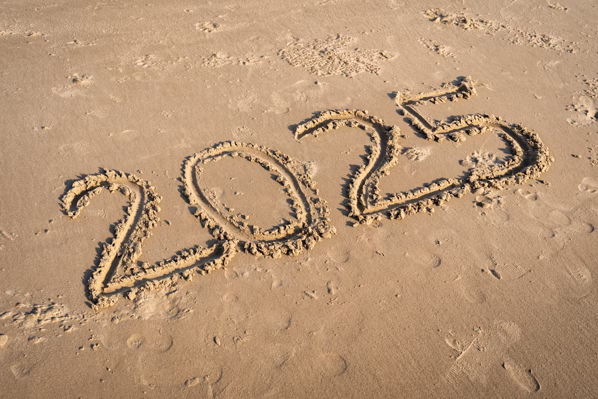 calendrier des jours fériés 2025 comment avoir 60 jours de vacances en posant 25 jours de congé