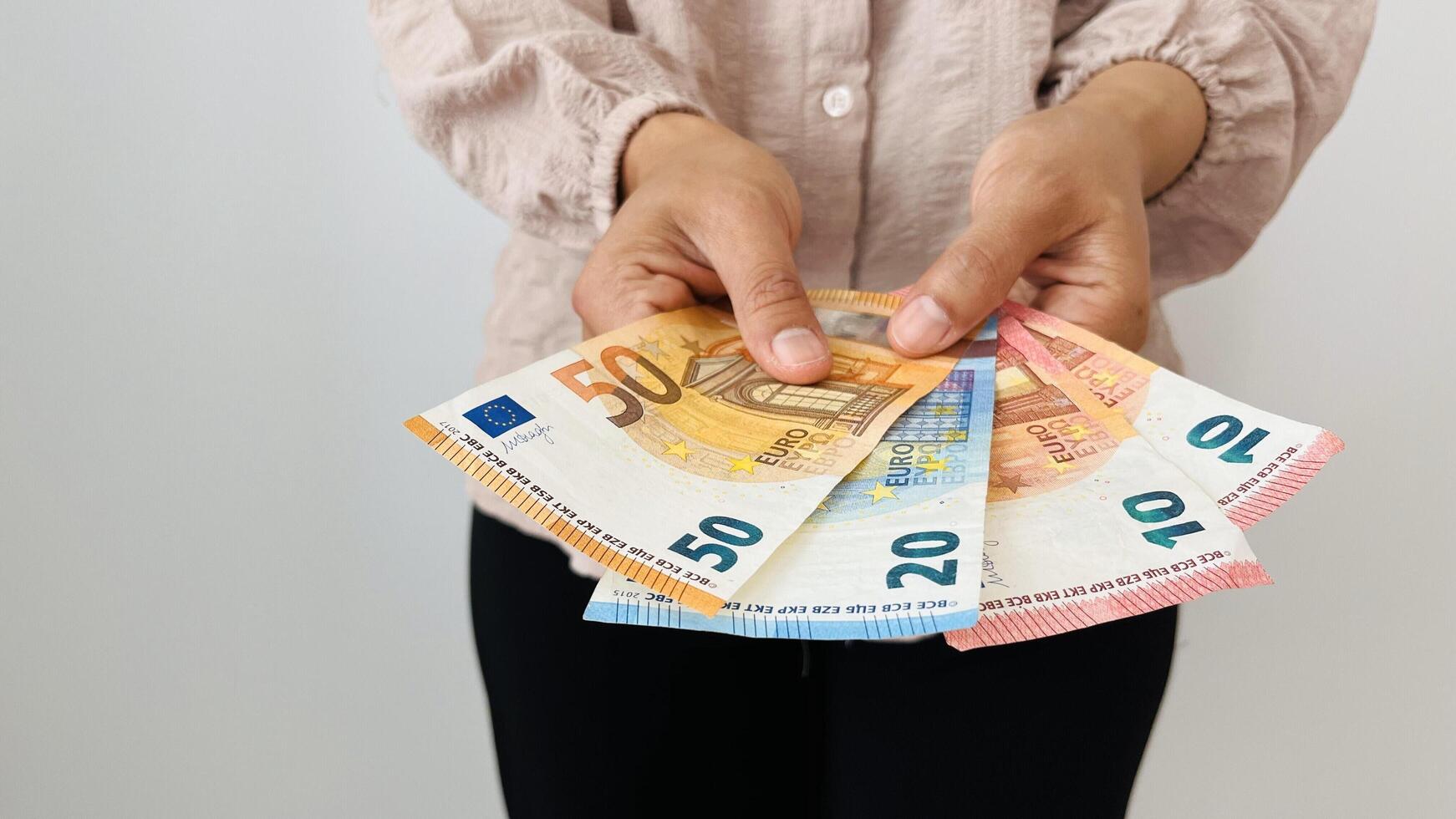 la nouvelle vient de tomber il sera désormais possible d'obtenir une aide de 150 euros par mois pour faire ses courses