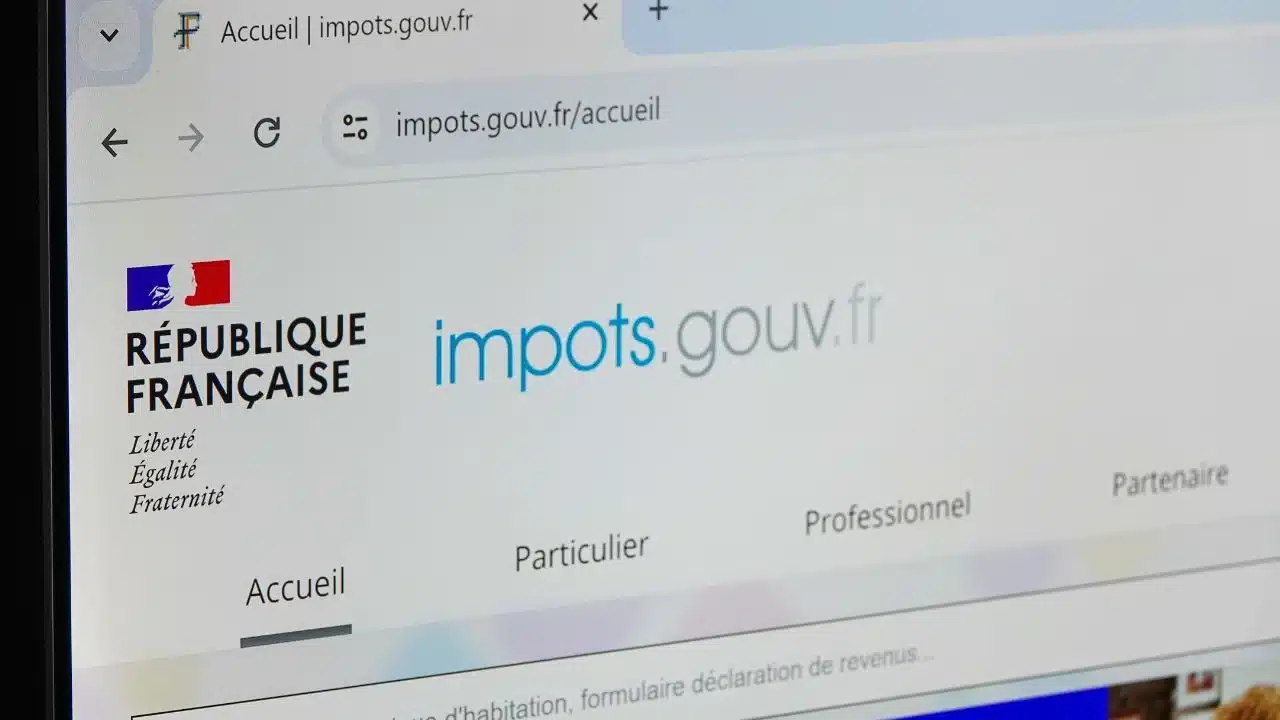 Impôts 2025 : voici la nouvelle date limite pour déclarer vos revenus selon votre département (liste complète)