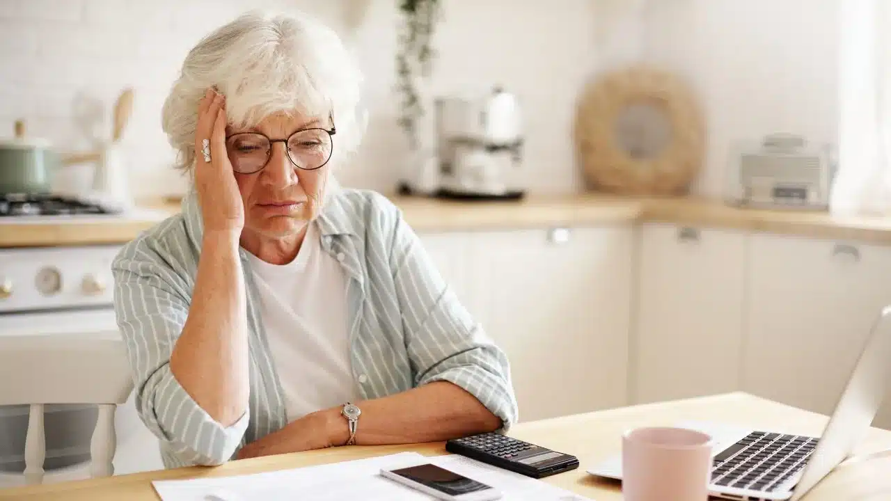 retraites voici les départements où les seniors français touchent les pensions les plus faibles