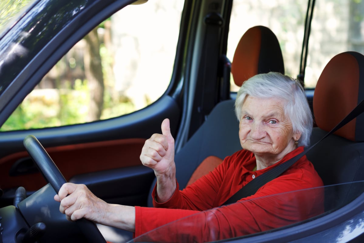 seniors il sera désormais interdit de conduire à partir de cet cet âge sans avoir fait un test médical, ce que l'on sait sur la proposition de loi