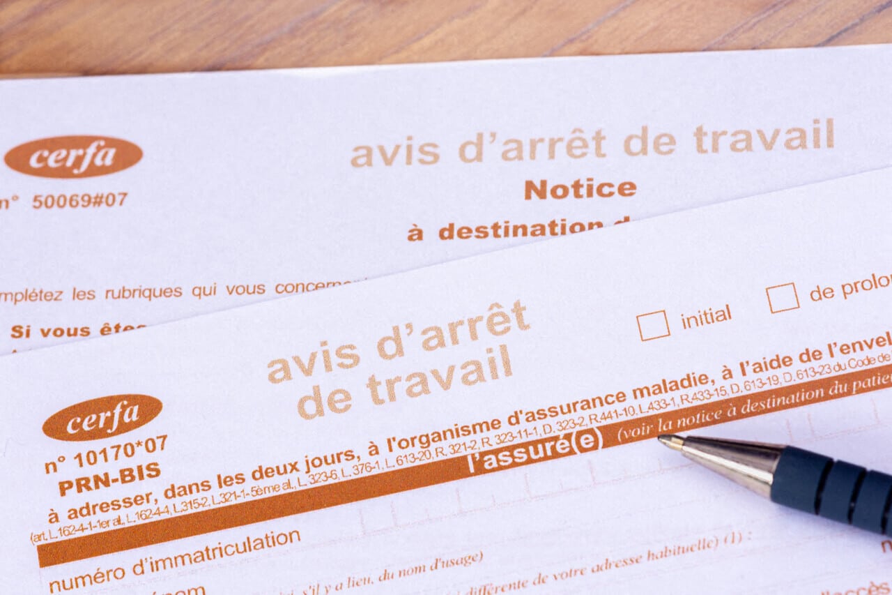 arrêts maladie mauvaise nouvelle, en juillet 2025 tout va changer pour les français en âge de travailler