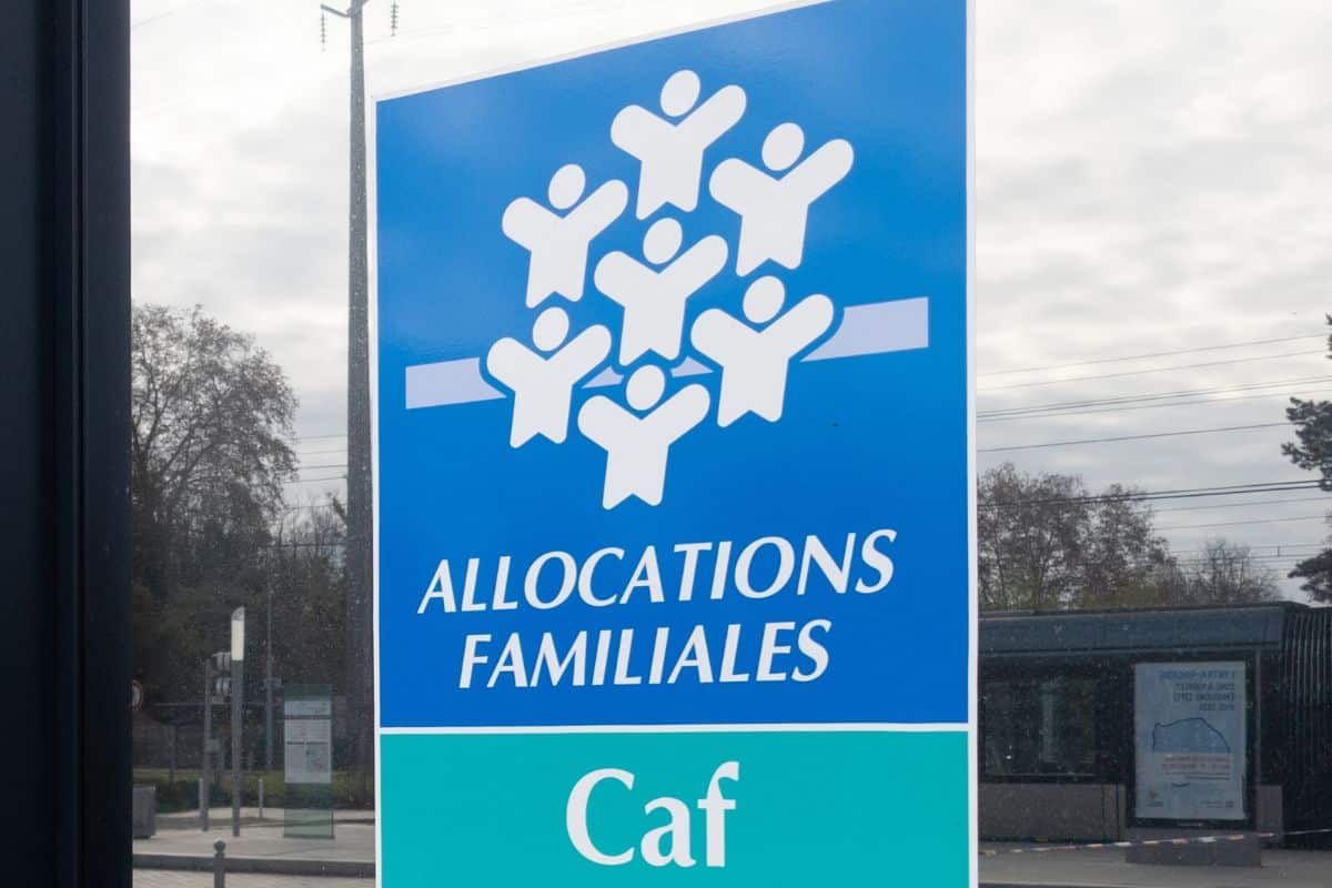 Ils touchent jusqu'à 530 euros chaque mois : des milliers de Français vont bientôt être privés d'une aide de la CAF