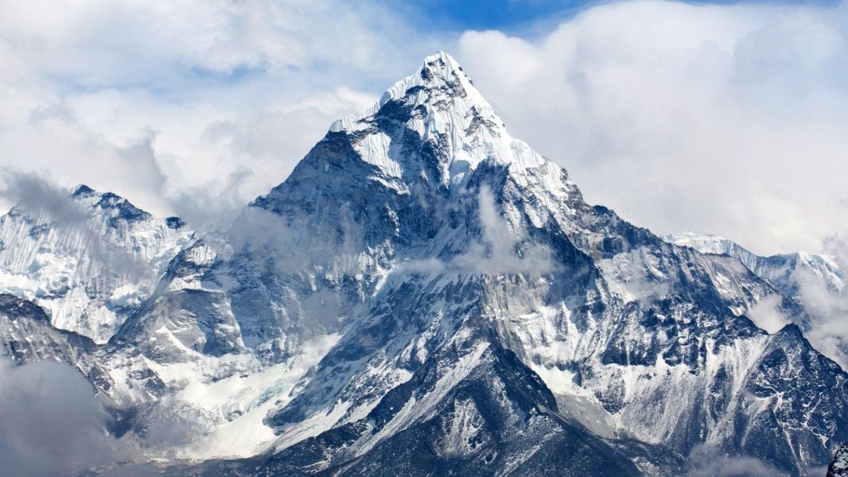 la découverte d'une montagne 100 fois plus haute que l'everest dans un endroit insoupçonné choque les scientifiques