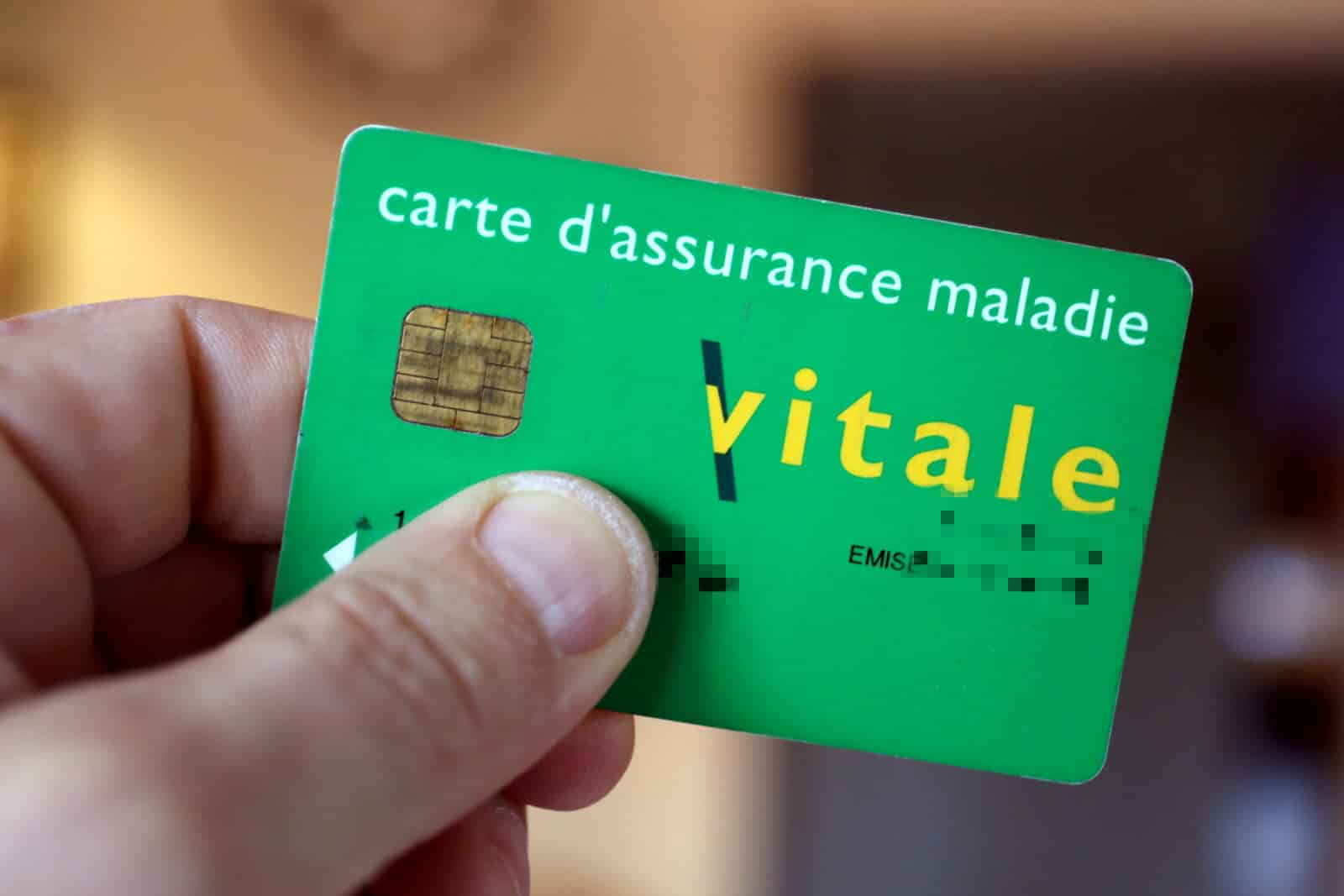 trou de la sécu, une carte vitale gold, cette nouvelle proposition va faire bondir les français