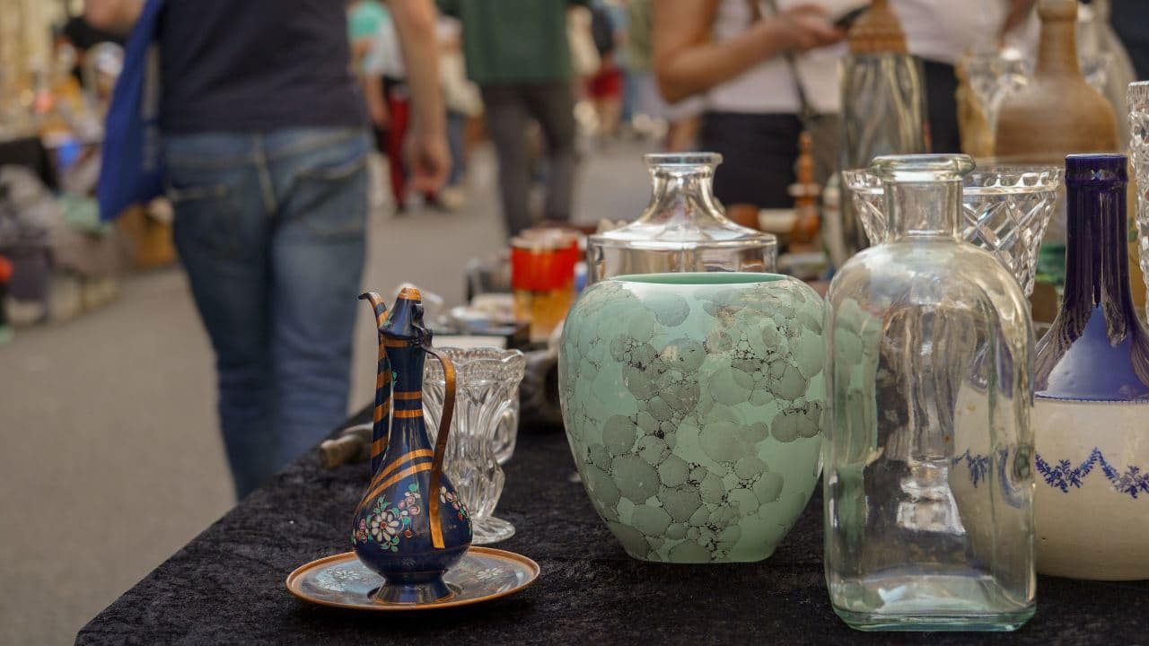 une lourde amende (jusqu’à 45 000 euros) pour les français qui vendent cet objet interdit à un vide grenier