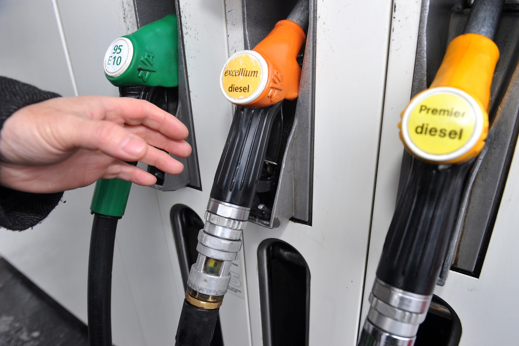 cette nouvelle arnaque à la pompe à essence est redoutable, des milliers d’automobilistes déjà victimes