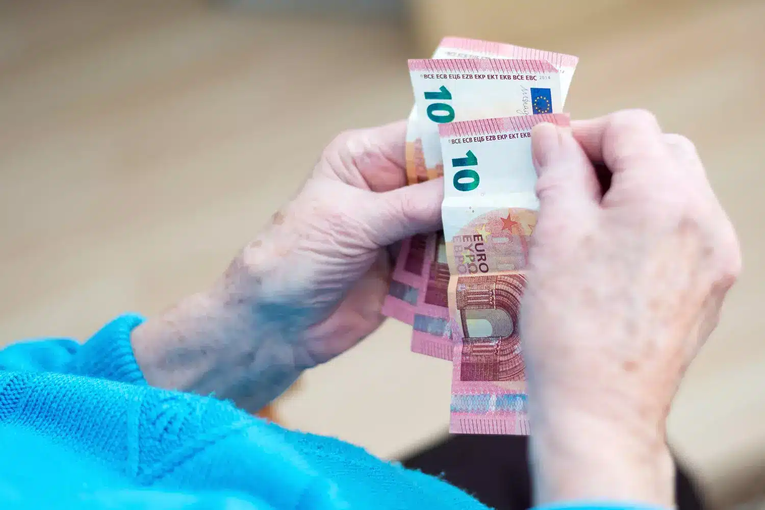 retraite je gagne 1800 de salaire chaque mois, voici le montant de la pension que je vais toucher