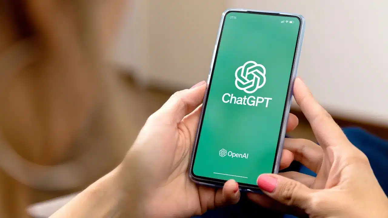 vous n’utilisez pas bien chatgpt ce bouton secret va vous faire gagner un temps monstrueux