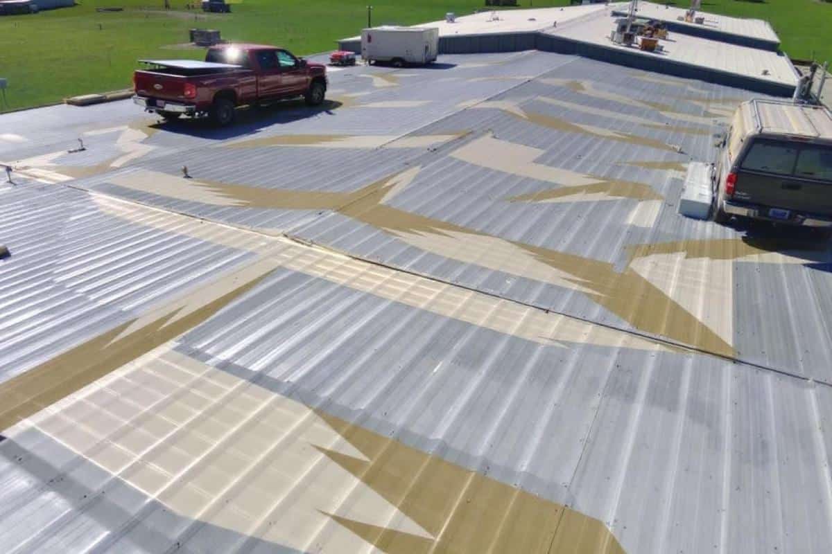 Quel est l’espacement des chevrons pour bac acier ?