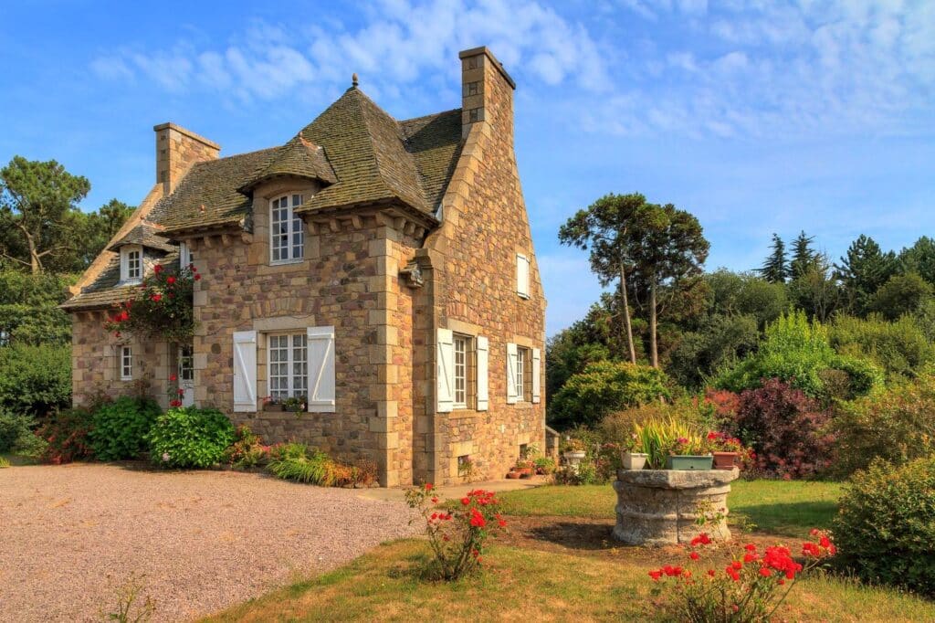 Maison ancienne : comment allier charme et performance énergétique