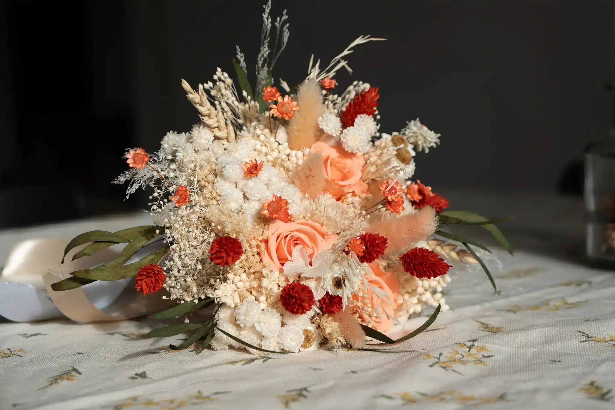 bouquet personnalisé associer les couleurs et les fleurs pour un message fort
