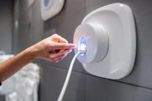 Branchement extracteur d'air sur interrupteur lumiere