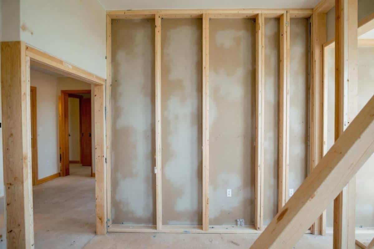 Coffrage placo sans rail : Guide étape par étape