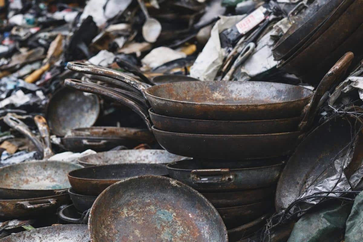 Où jeter ses vieilles poêles de cuisine ?