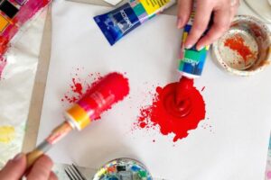 Comment faire du rouge avec deux couleurs ?