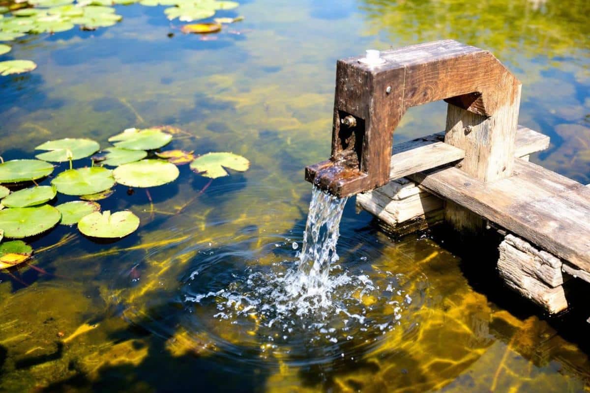 Comment fabriquer une pompe à bassin sans électricité ?