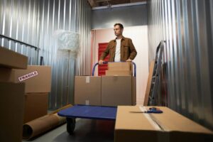 Libérer de l'espace à Bordeaux grâce à un box facilement accessible